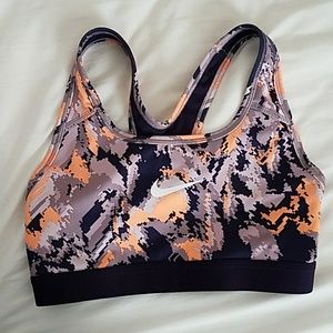 Xs Nike Sports bra